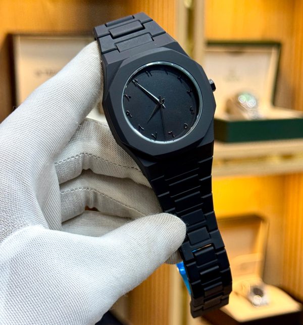 Full Black Aura Quartz Watch , Premium Quality & Finish – Without Box